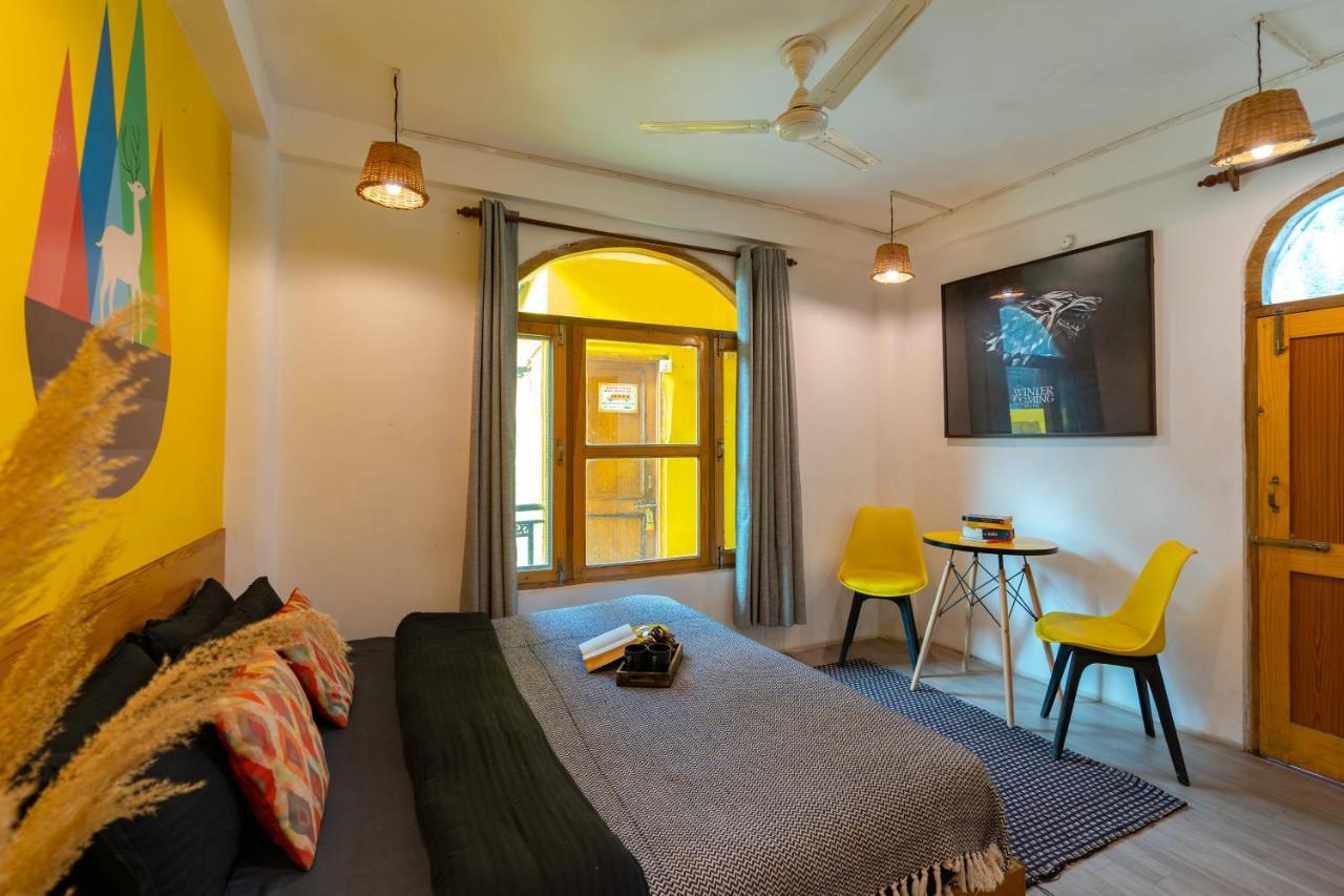 Nomads Hostel Kasol Bagian luar foto