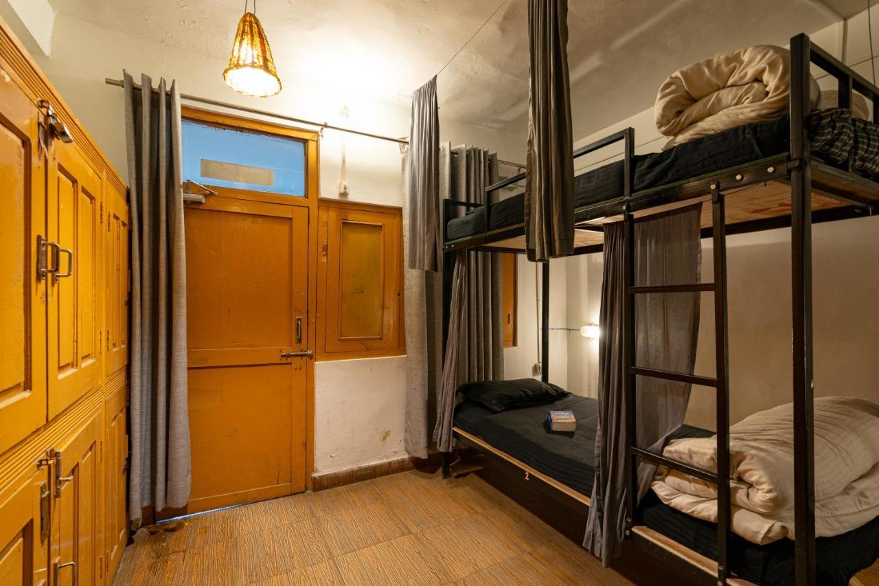 Nomads Hostel Kasol Bagian luar foto