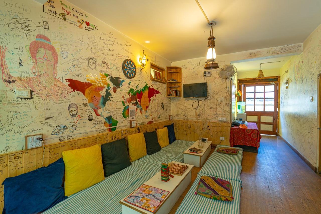 Nomads Hostel Kasol Bagian luar foto