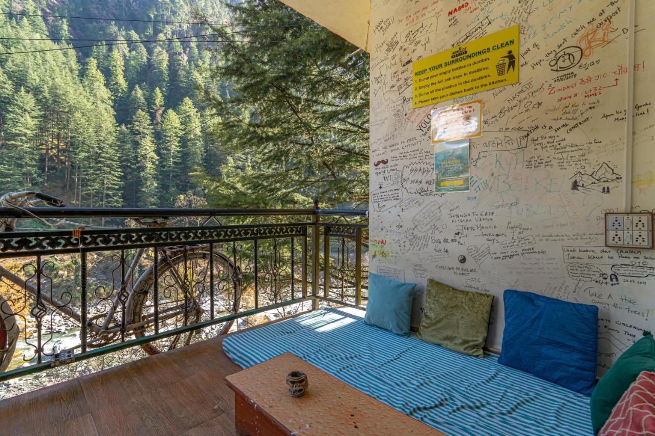 Nomads Hostel Kasol Bagian luar foto