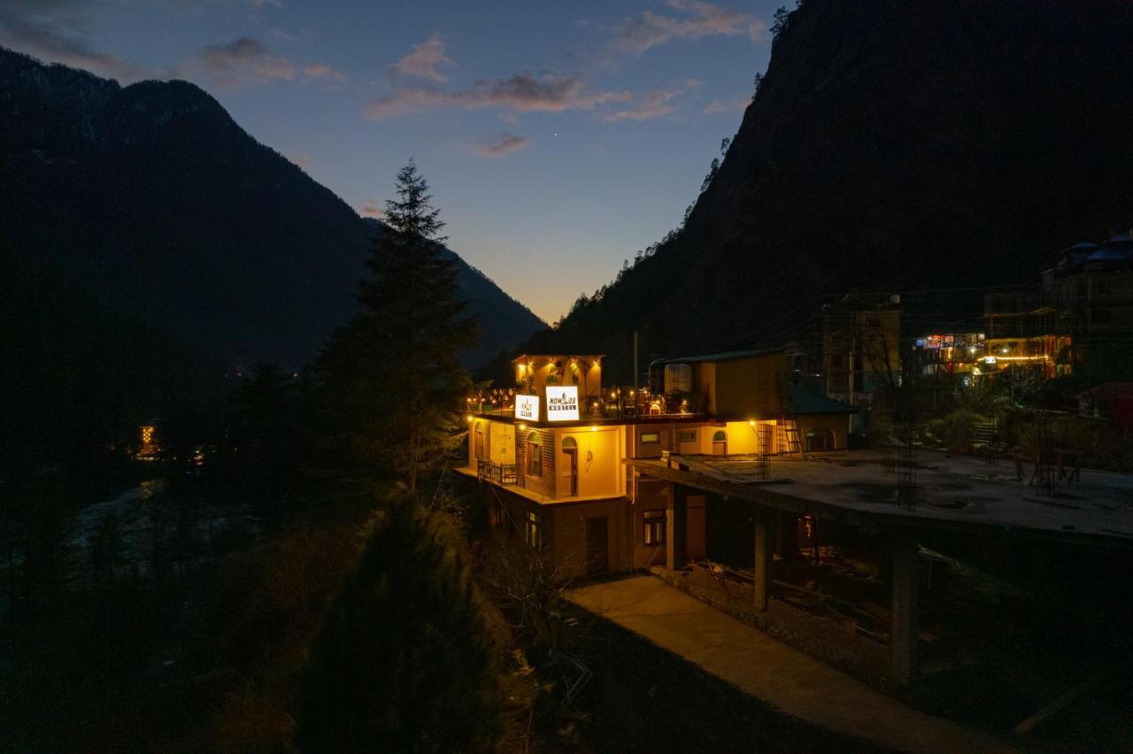 Nomads Hostel Kasol Bagian luar foto