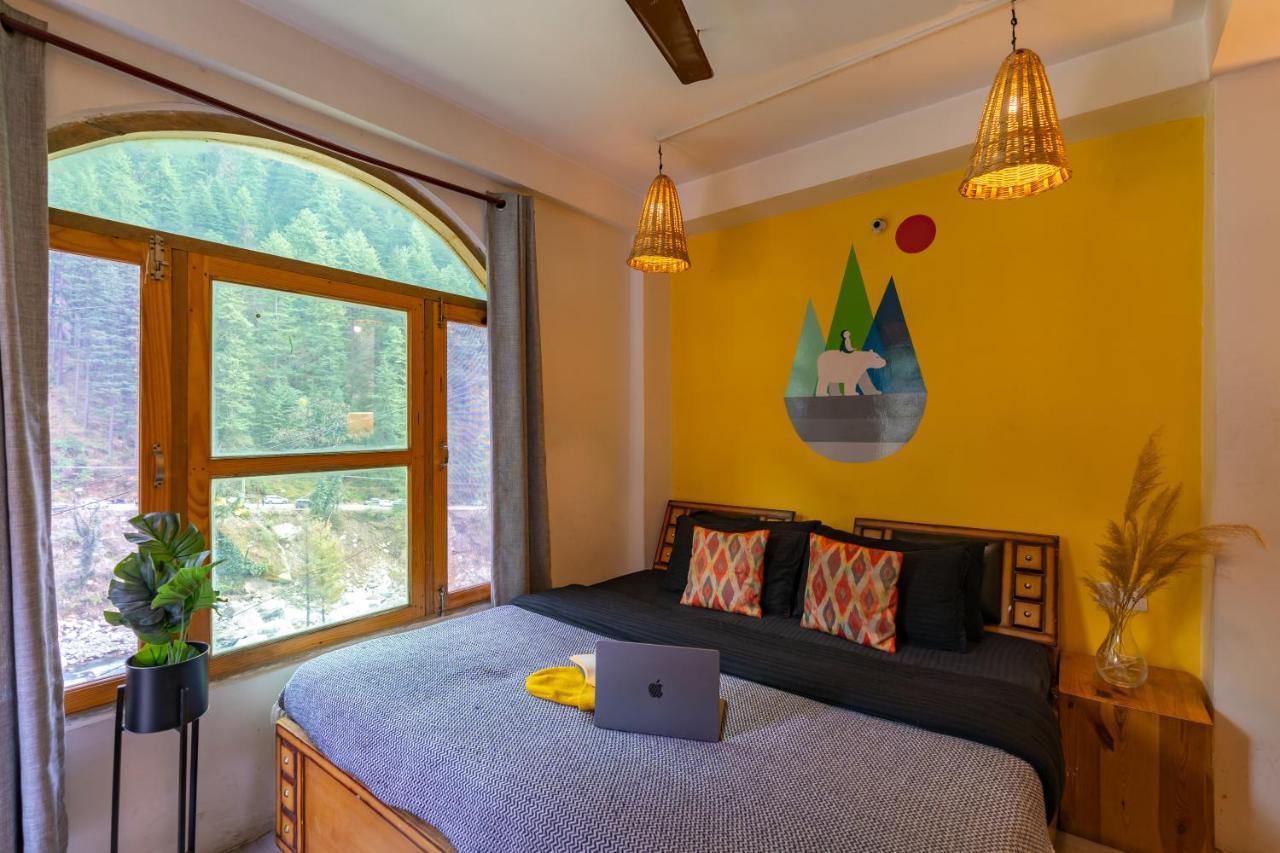 Nomads Hostel Kasol Bagian luar foto