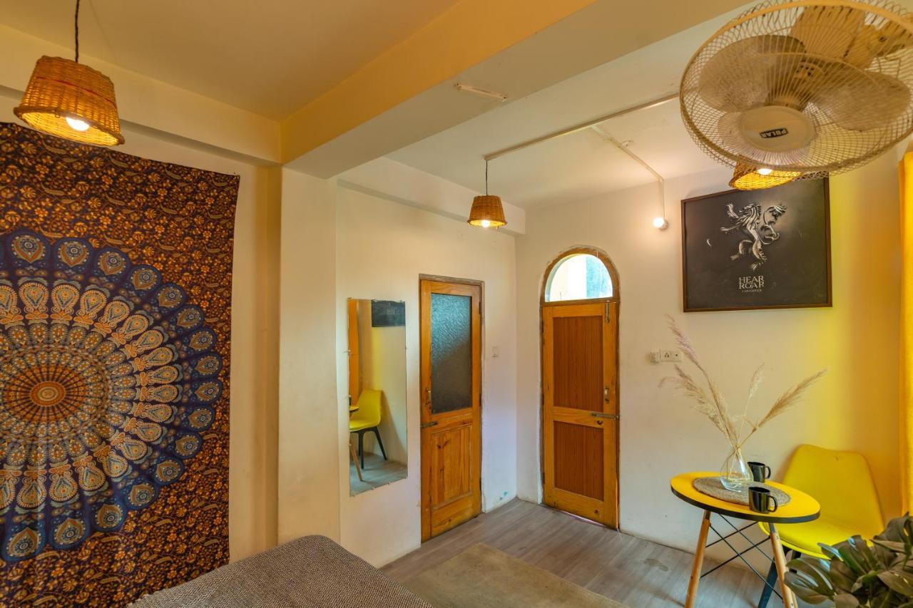 Nomads Hostel Kasol Bagian luar foto